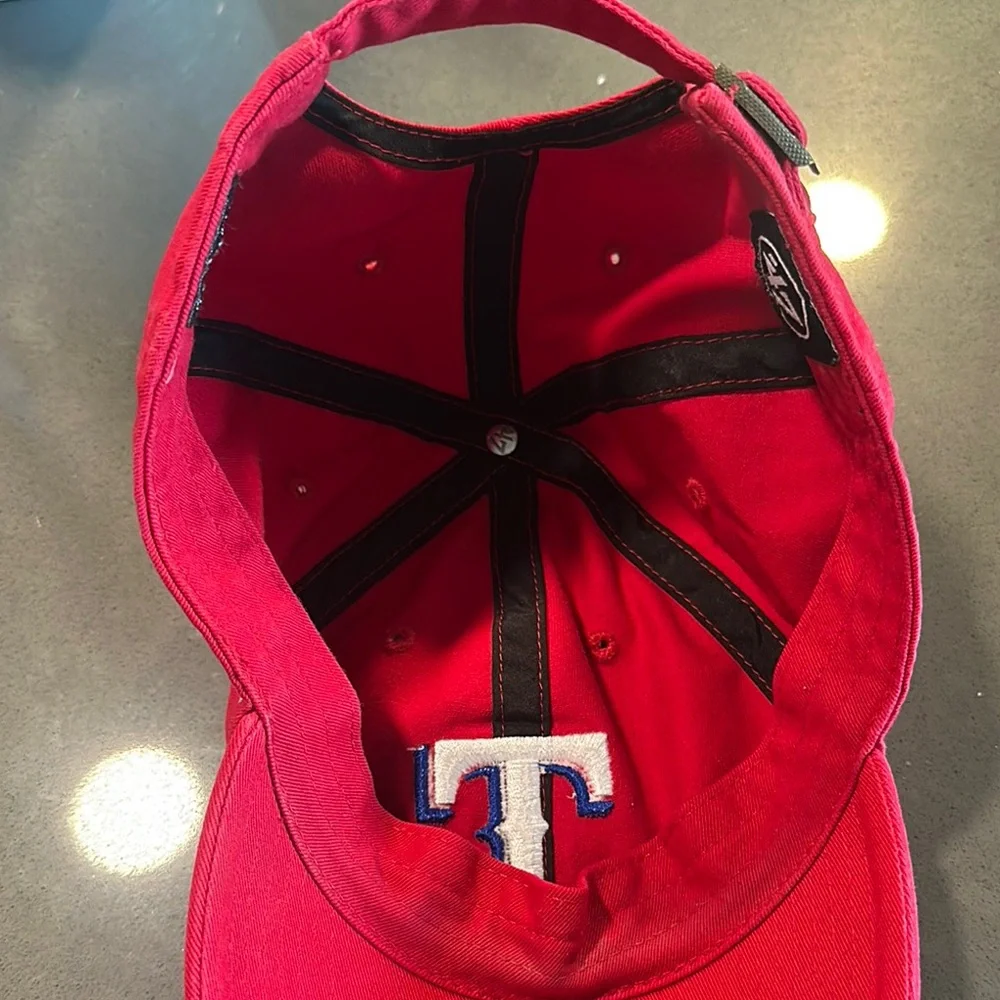 Texas Rangers Red Baseball Cap - Picture 8 of 9